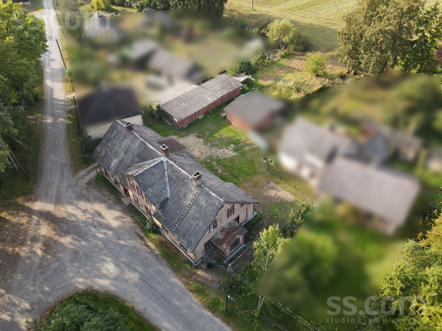 Parka iela 13, Dobele un raj., Auce — maja