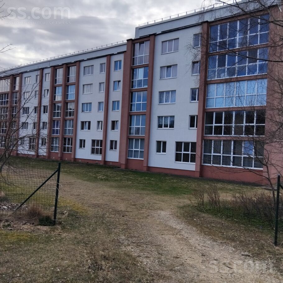 Torņa iela 3, Roja, Talsi un raj., Rojas pag. — dzivoklis
