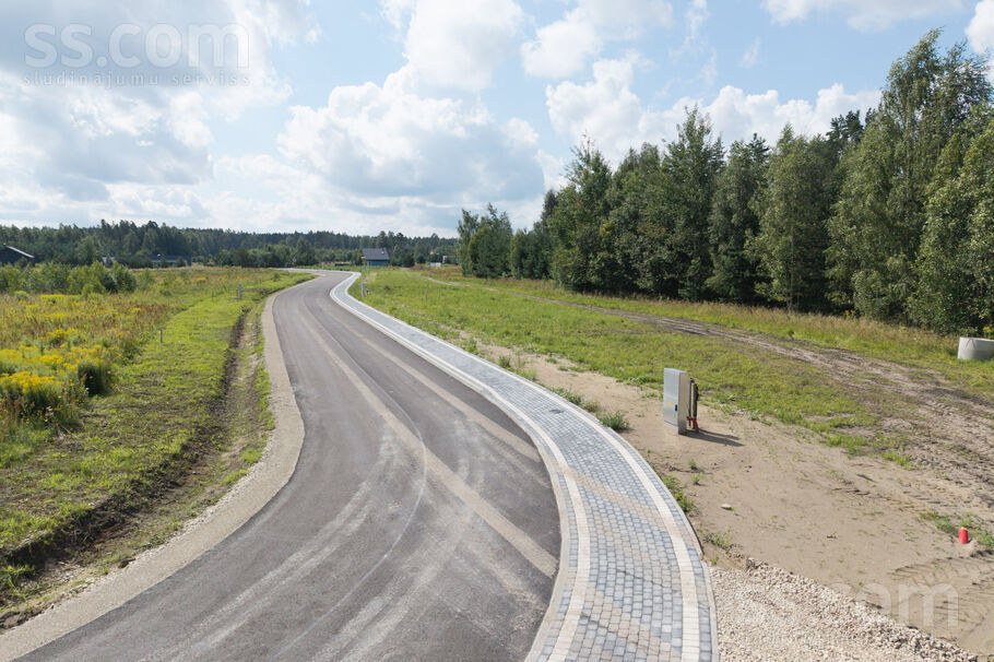 Piciņas f16, Dzilnuciems, Rīgas rajons, Babītes pag. — zeme
