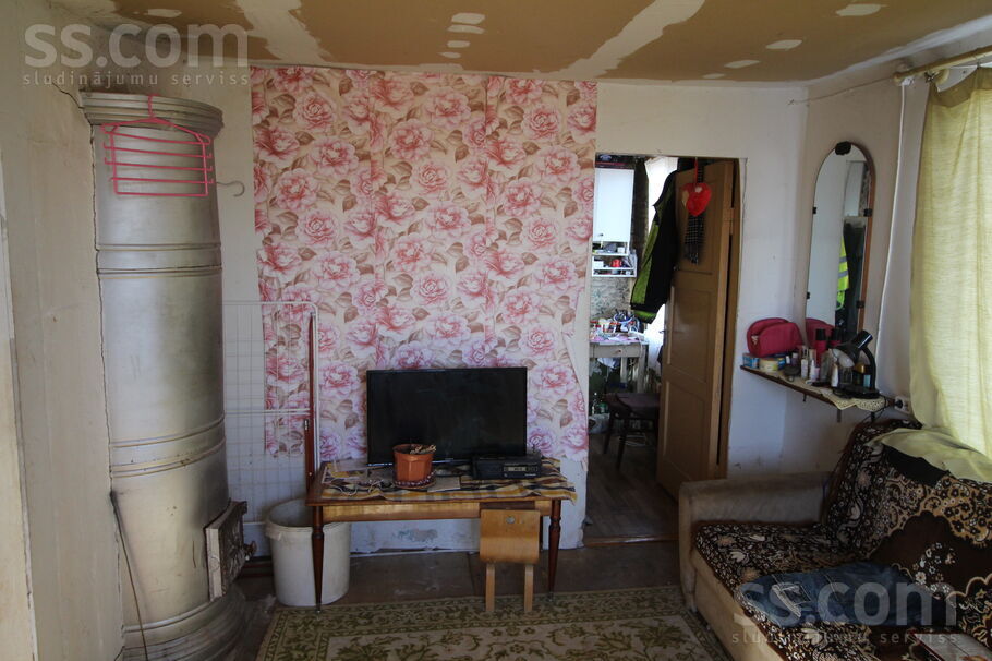 Jūlijas, Ozoliņi, Krāslava un raj., Dagdas pag. — maja