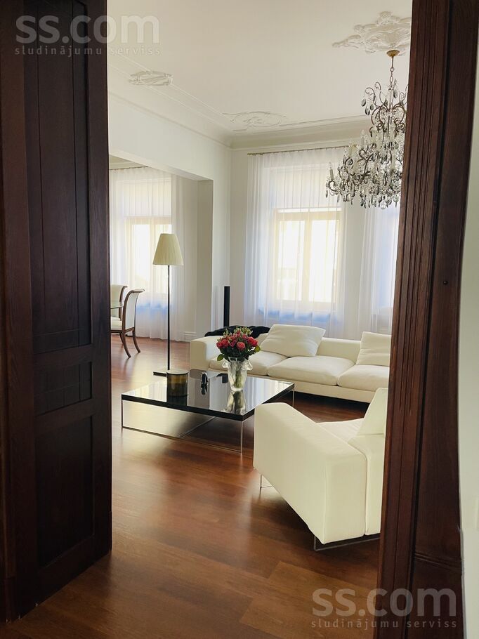 Brīvības 105, Rīga — dzivoklis