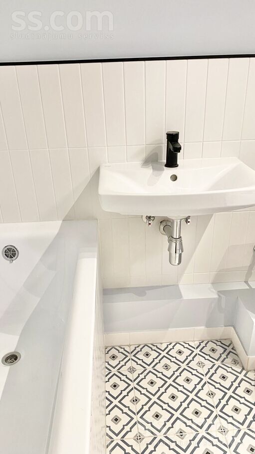 Stirnu 33, Rīga — dzivoklis