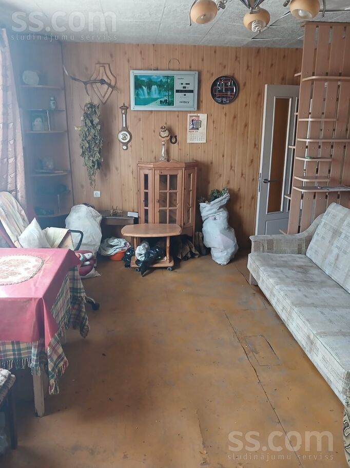 Ozoli 1, Ozoli, Aizkraukle un raj., Bebru pag. — dzivoklis