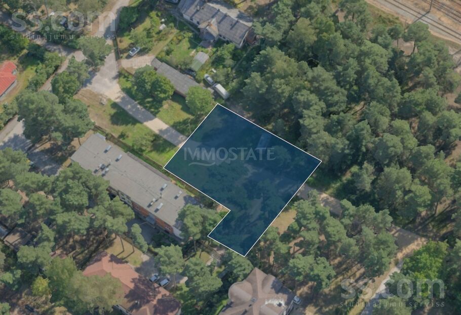 Mangaļu pr. 12, Rīga — zeme