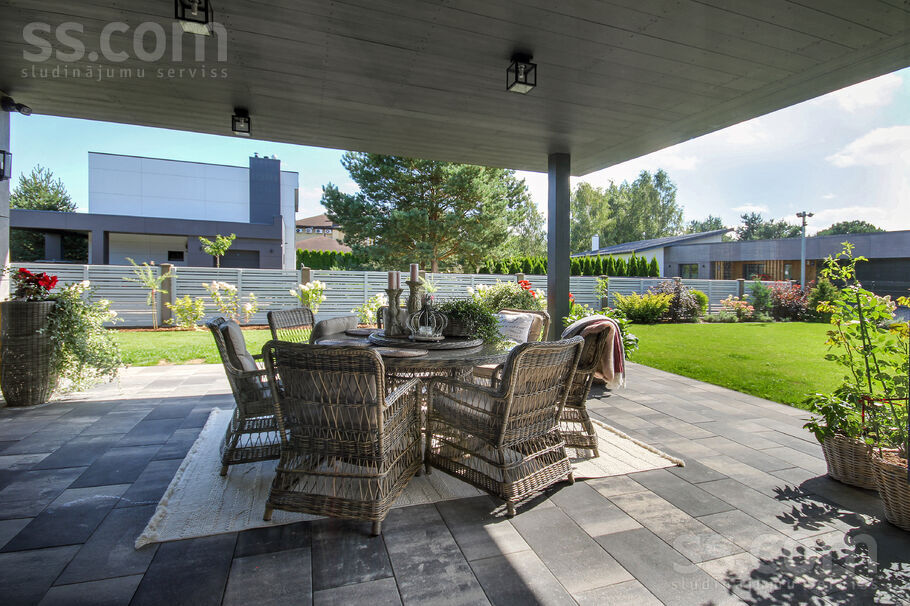 Sebru, Sēbruciems, Rīgas rajons, Babītes pag. — maja