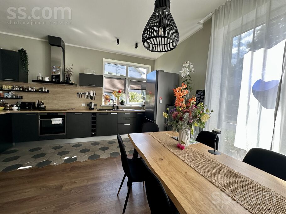 Strēlnieku 10a, Ogre un raj., Ikšķile — maja