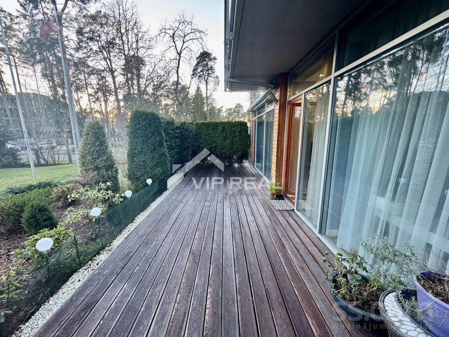 Dzintaru prospekts 13, Jūrmala — dzivoklis