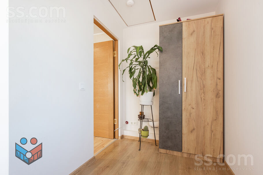 Lefkoju 17, Ziedonis, Rīgas rajons, Ķekavas pag. — maja