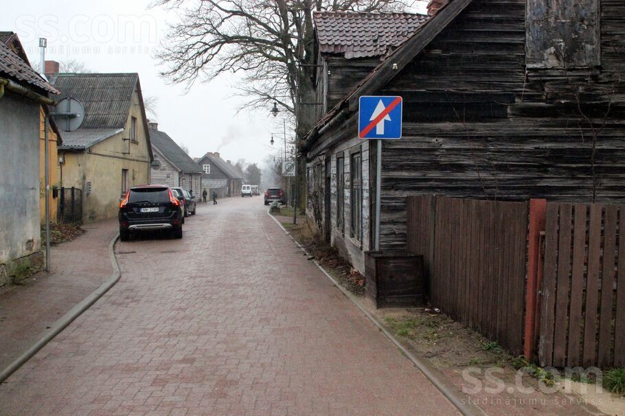 Mālu 3, Kuldīga un raj., Kuldīga — dzivoklis