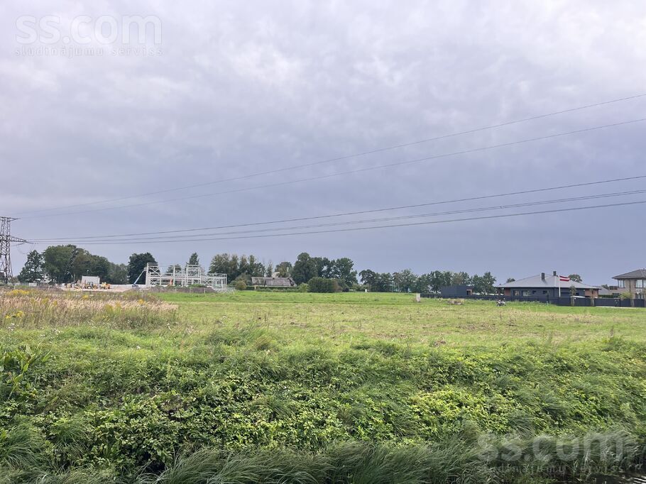 Kāpu iela 4, Mārupe, Rīgas rajons, Mārupes pag. — zeme