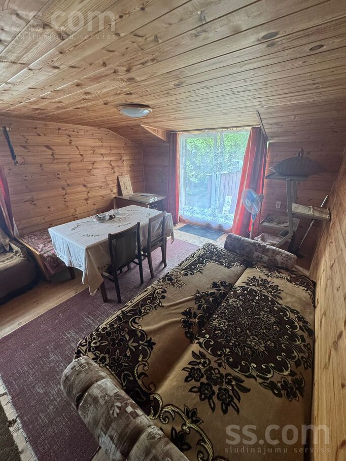 Jaunzariņi, Katlakalns, Rīgas rajons, Ķekavas pag. — maja