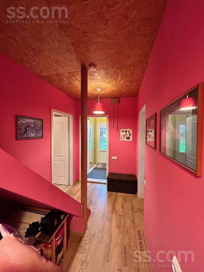 Viršu 20, Piņķi, Rīgas rajons, Babītes pag. — maja