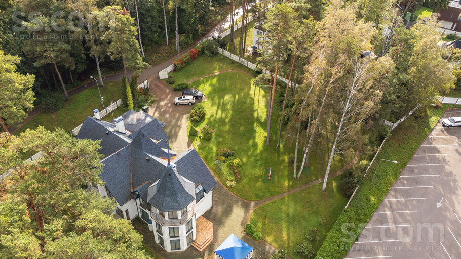 Parka iela 2, Jūrmala — maja