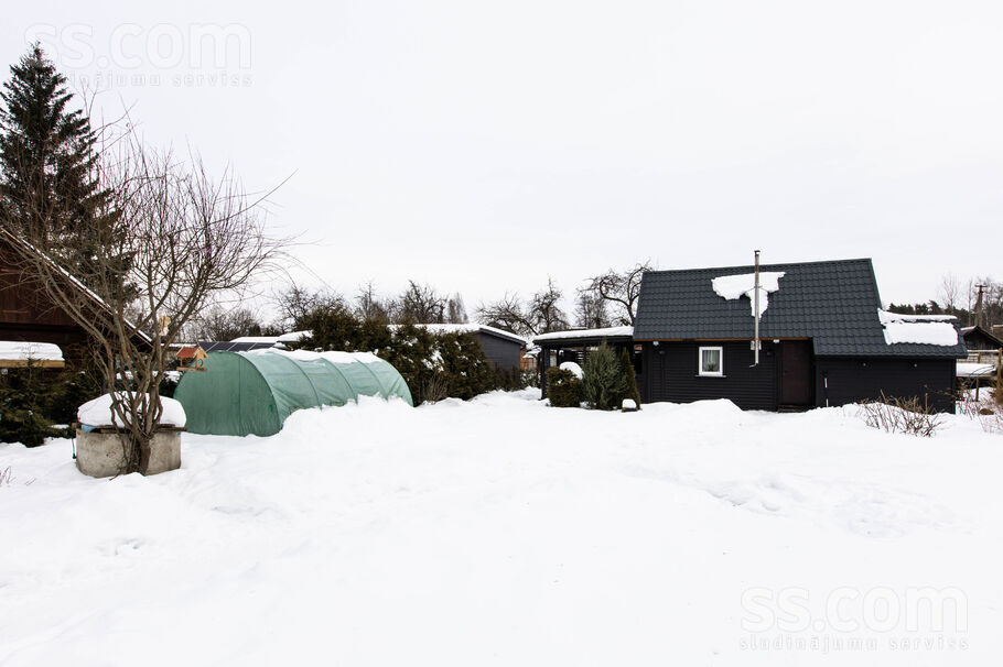 Upmalas iela 25, Jeņči, Rīgas rajons, Ķekavas pag. — maja