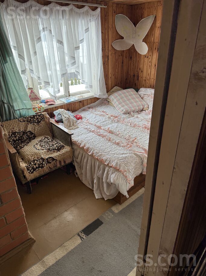 Bērzu 4, Ludza un raj., Ludza — maja