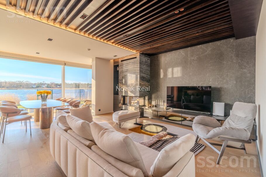 Laipu iela 2, Jūrmala — maja