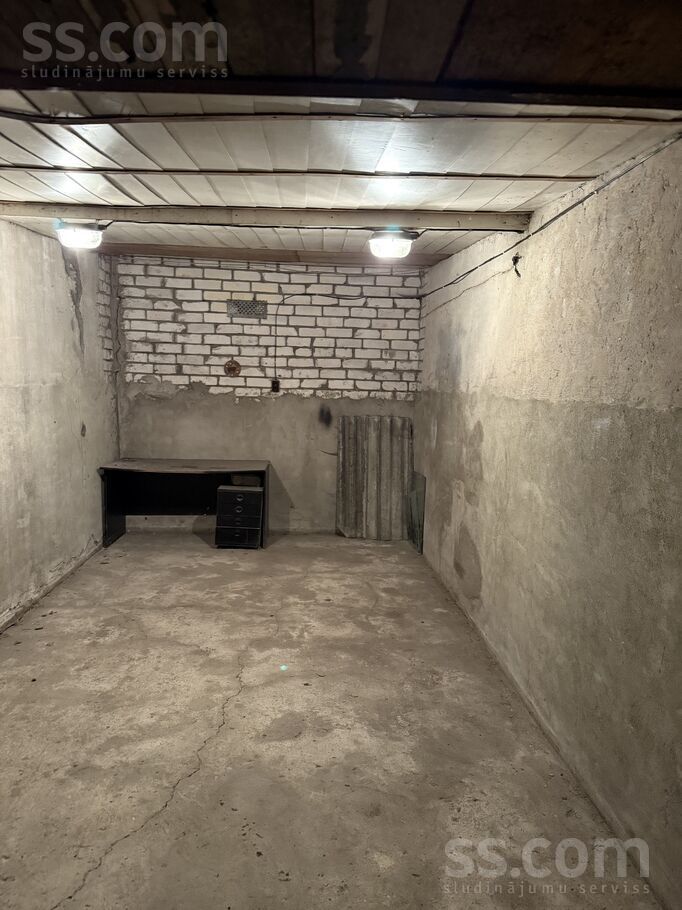 Rūpniecības, Jelgava un raj., Jelgava — telpa