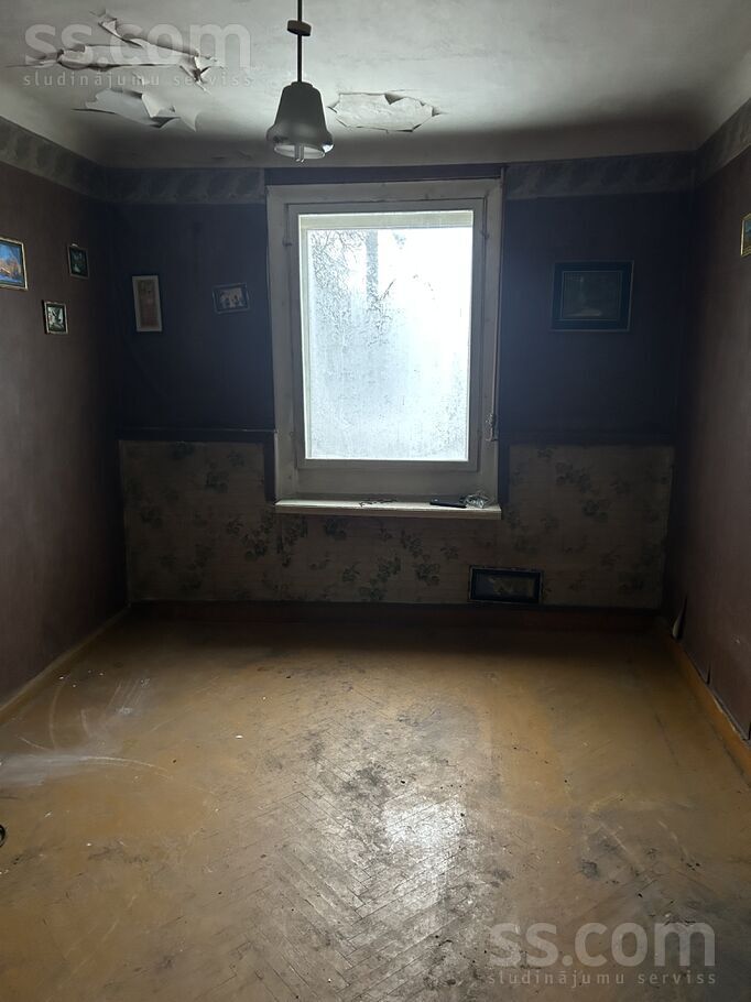 M. Šķērsiela 4, Rīga — maja