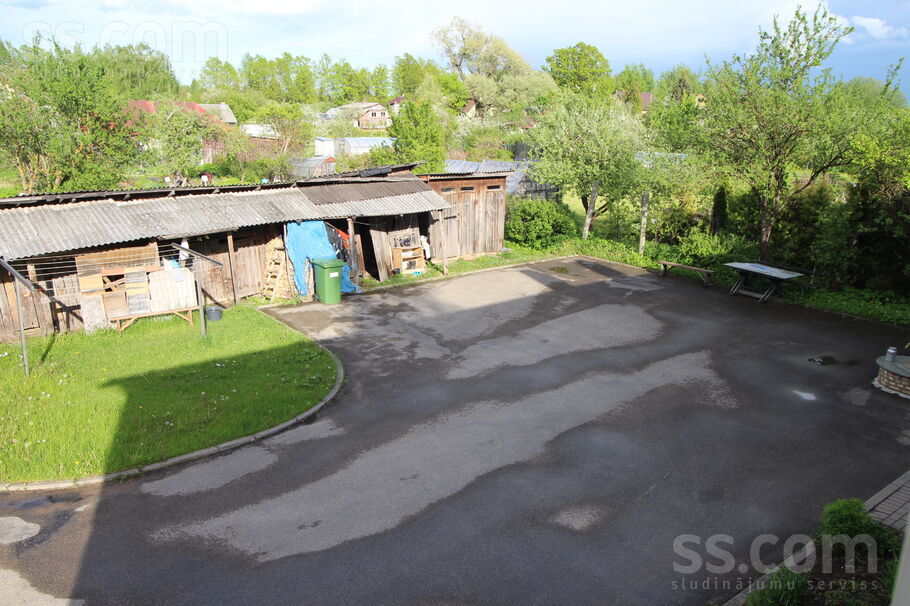 Rīgas 282, Preiļi un raj., Līvāni — dzivoklis