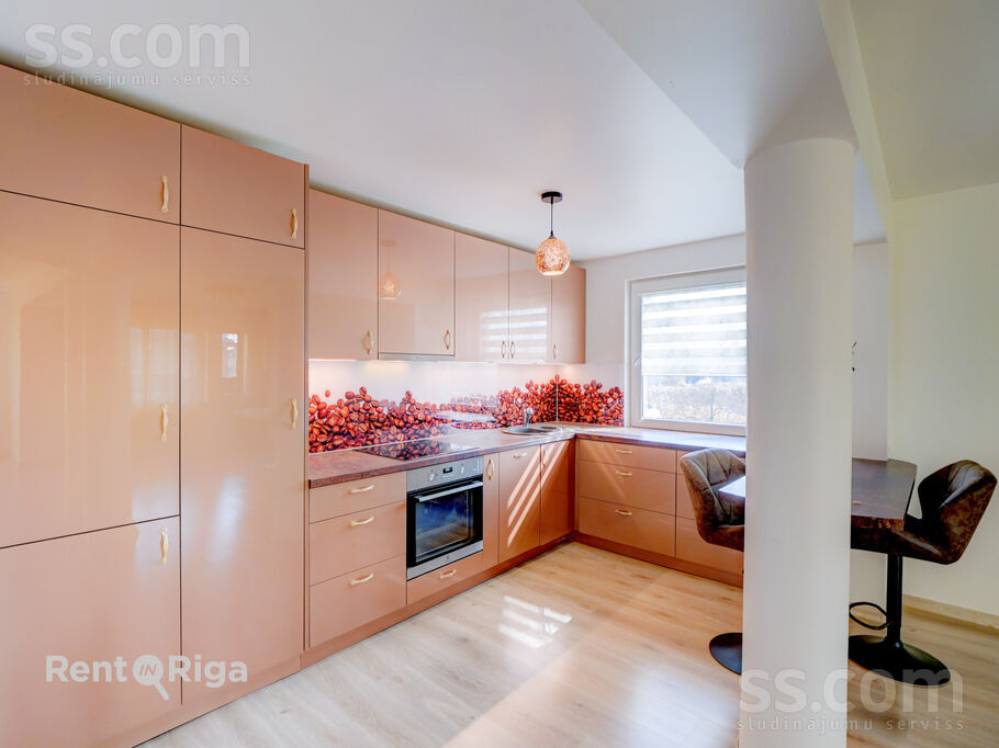 Leona Paegles iela 28, Jūrmala — dzivoklis