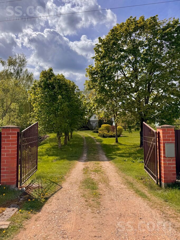 Krasta ielā, Vaikuļāni, Daugavpils un raj., Līksnas pag. — maja