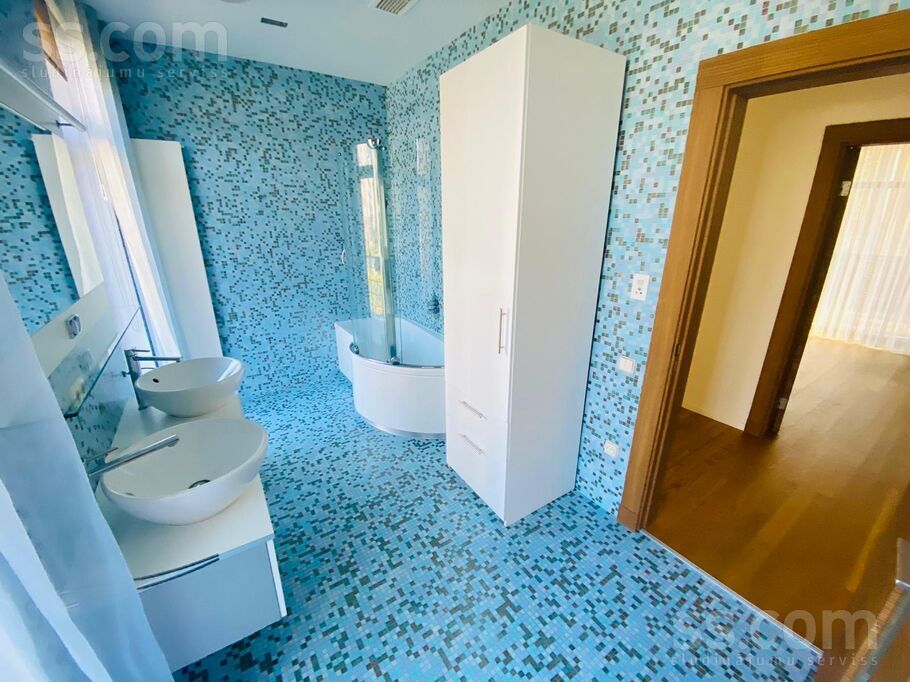 29 linia 1, Jūrmala — maja