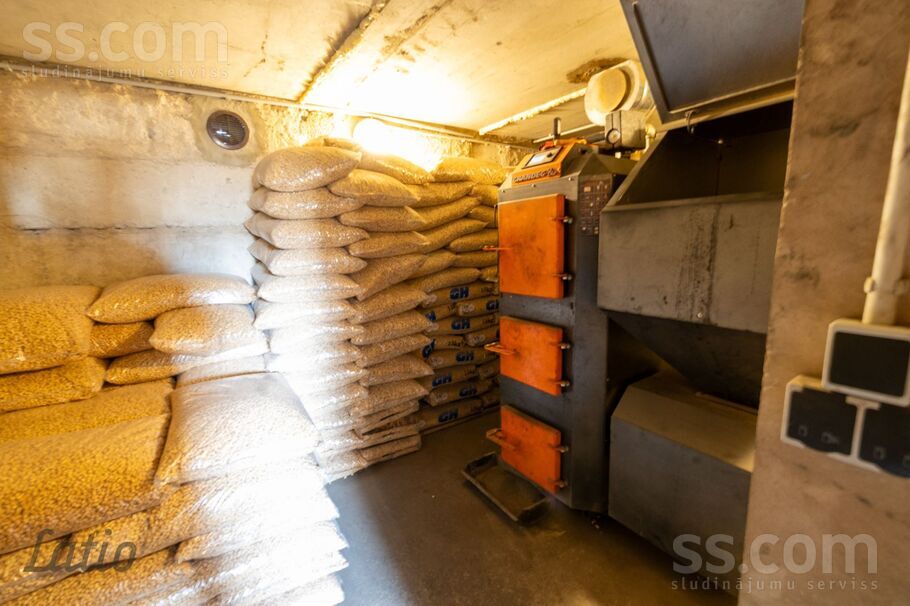 Ganību 6, Jēkabpils un raj., Jēkabpils — maja