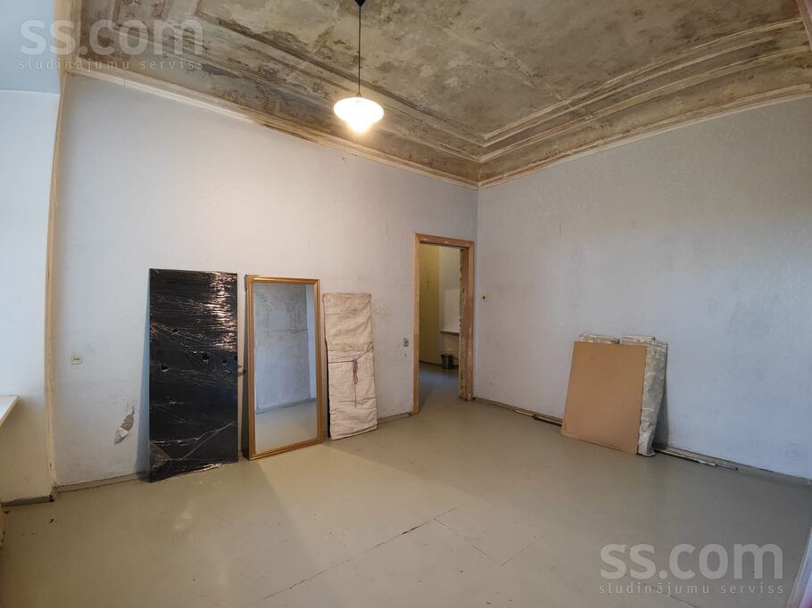 Merķeļa 8, Rīga — dzivoklis