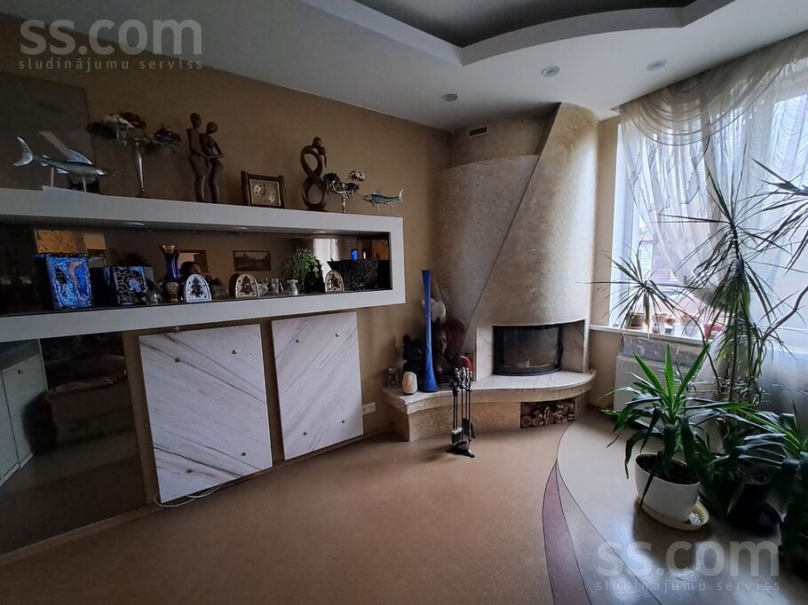 Kārsavas, Rīga — maja