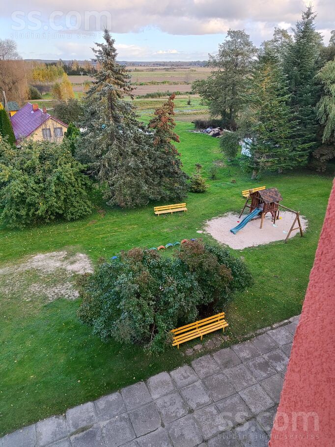 Skolas 3, Nīca, Liepāja un raj., Nīcas pag. — dzivoklis