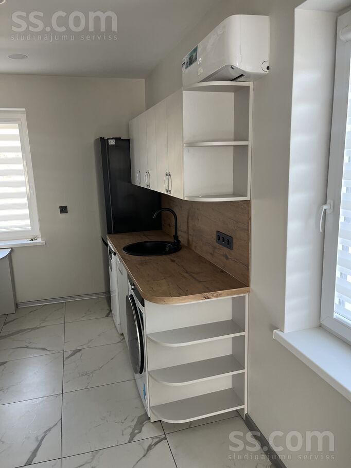 Gaismas iela 25, Jelgava un raj., Jelgava — maja