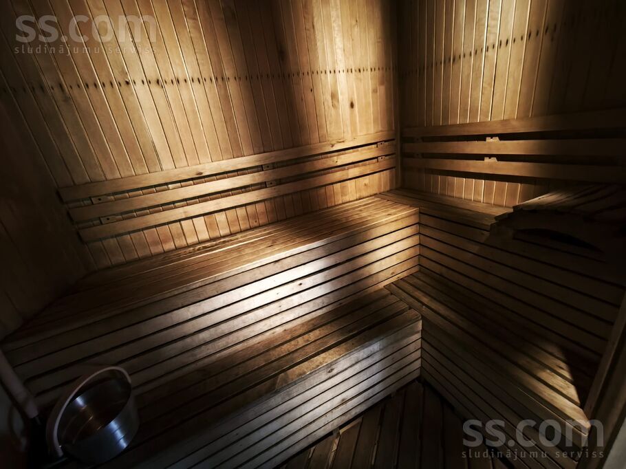 Ābeļu 3, Liepāja un raj., Liepāja — maja