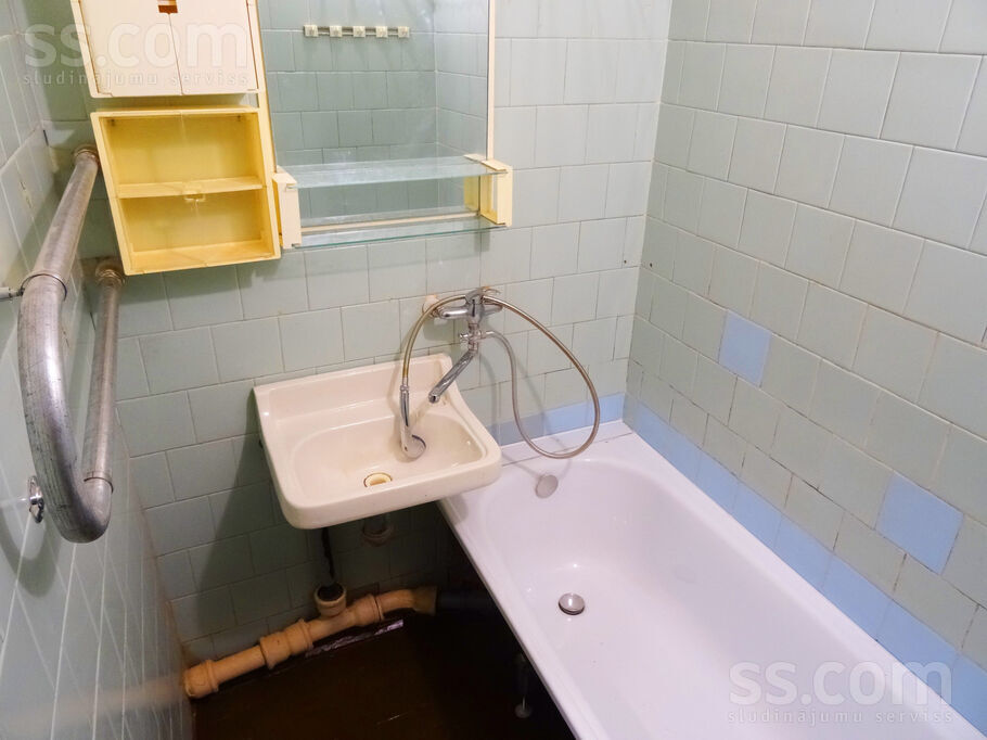 Mālkalnes prospekts 29, Ogre un raj., Ogre — dzivoklis