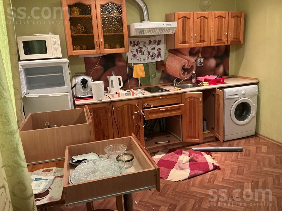 Mētras 1, Auri, Dobele un raj., Auru pag. — maja