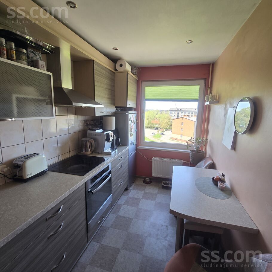 72 28, Ventspils un raj., Ventspils — dzivoklis