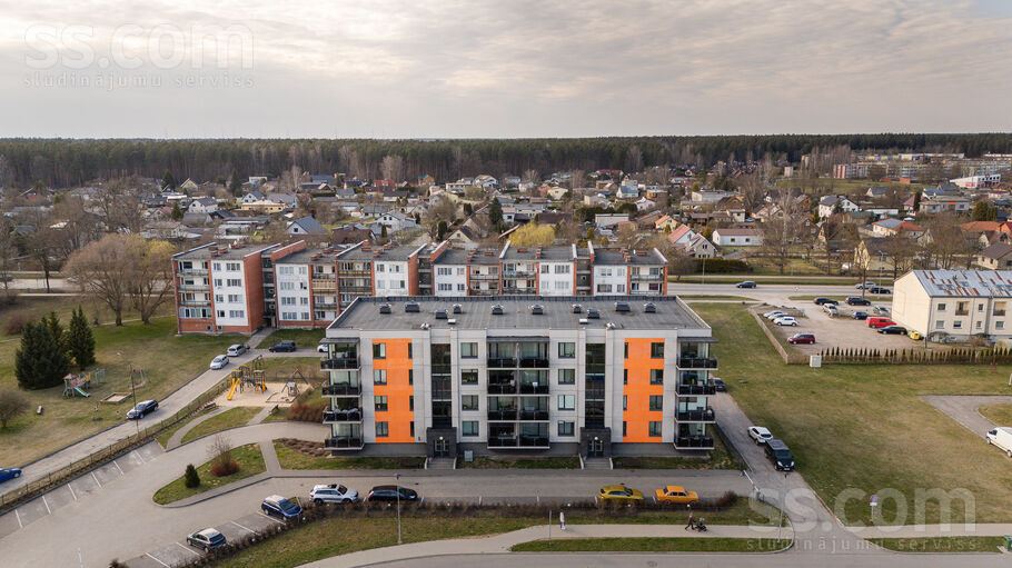 Saules iela 11, Ozolnieki, Jelgava un raj., Ozolnieku pag. — dzivoklis