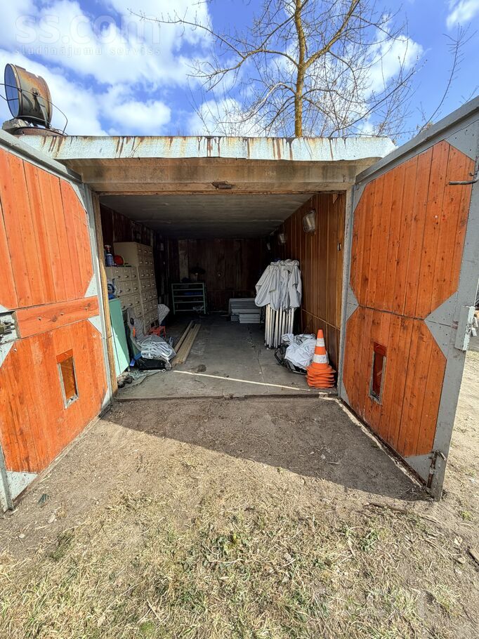 Zasulauka 31, Rīga, Šampēteris-Pleskodāle — telpa