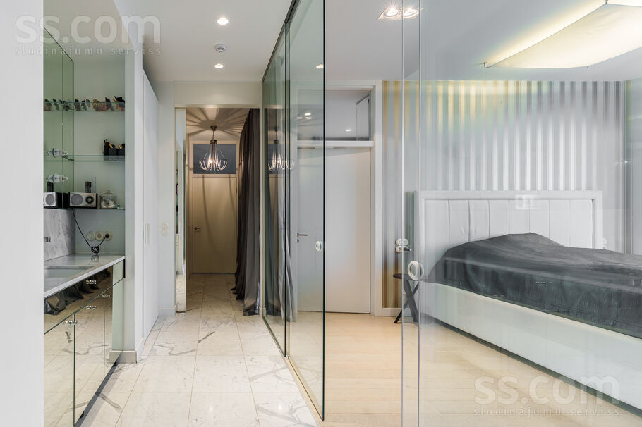 Republikas laukums 3, Rīga — dzivoklis