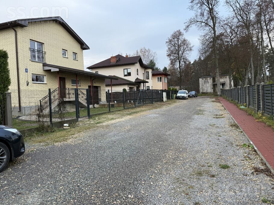 Austrumu 9, Dreiliņi, Rīgas rajons, Stopiņu nov. — maja