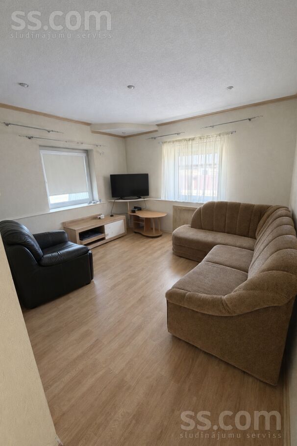 Smilšu 8, Daugavpils un raj., Ilūkste — maja