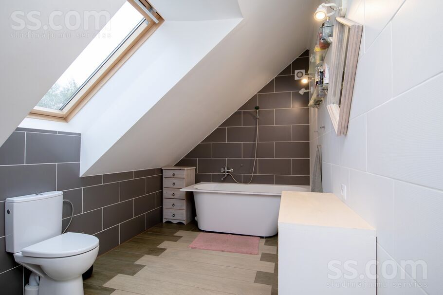 Vecpēteri, Rīgas rajons, Sigulda — maja