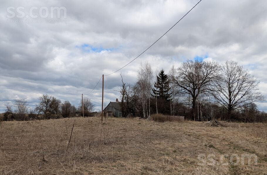 Ievinas 1, Markitanti, Daugavpils un raj., Maļinovas pag. — zeme