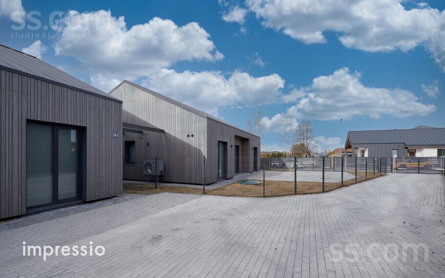 Dreimaņu 19, Mežāres, Rīgas rajons, Babītes pag. — maja