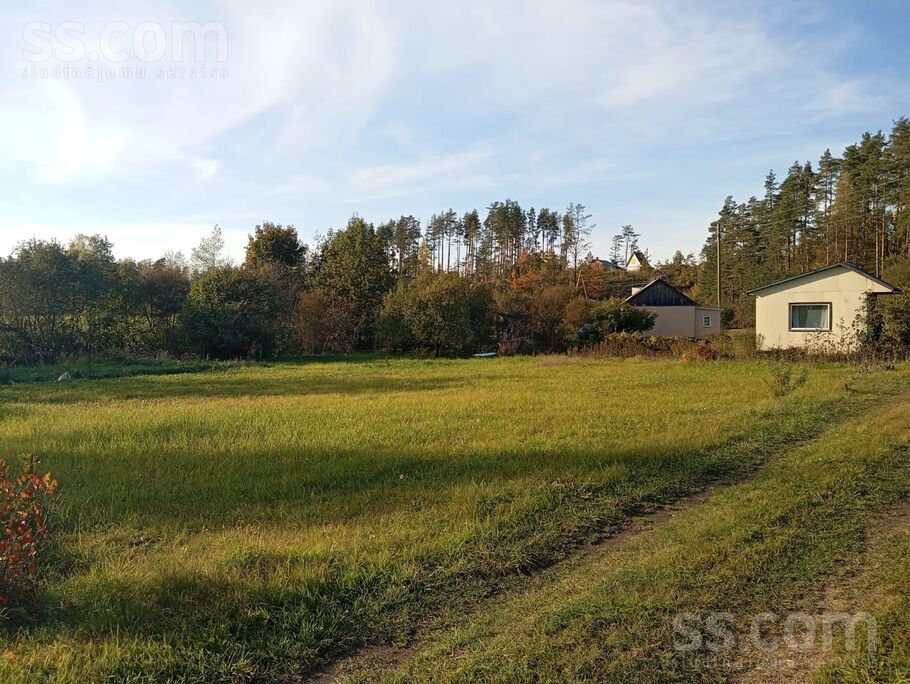 Ievini 1, Ludza un raj., Ludza — maja