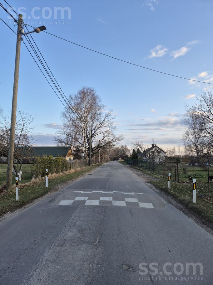 Rudzu 18a, Rīga — zeme