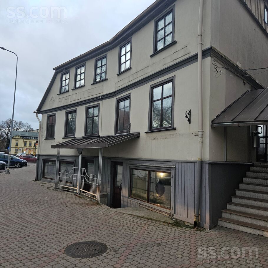 Kuršu laukums 12, Liepāja un raj., Liepāja — telpa