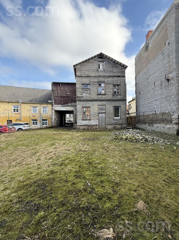 Fr. Brīvzemnieka 34, Liepāja un raj., Liepāja — maja