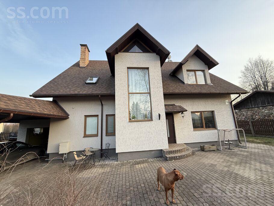 Līvkalna 14, Rīgas rajons, Sigulda — maja