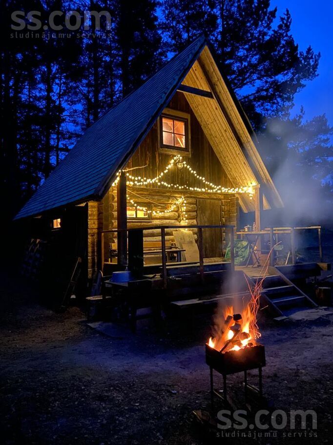 Pakalni, Košrags, Talsi un raj., Kolkas pag. — maja