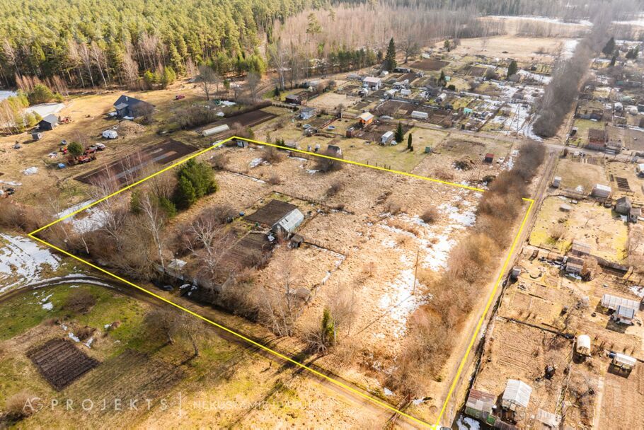 Diždārzi, Liepāja un raj., Grobiņa — zeme